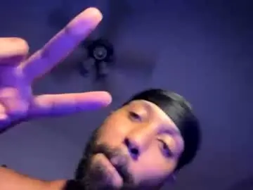 Chaturbate Live Sex Cam of gqfootlong