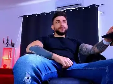 Chaturbate Nude Webcam of mightyaaron