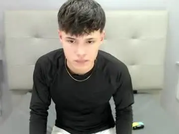 Chaturbate Free Porn Cam of kevin_tupe