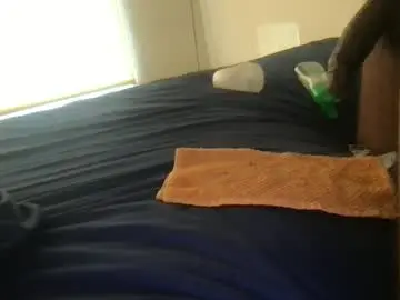 Chaturbate Free Porn Cam of loveyoucum1