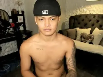Chaturbate Adult Video Chat of asianhugescott