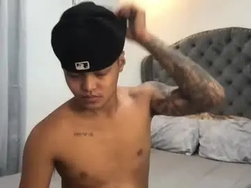 Chaturbate Free Porn Cam of asianhugescott