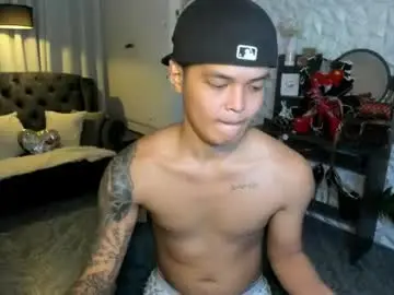 Chaturbate Best live sex cam show of asianhugescott
