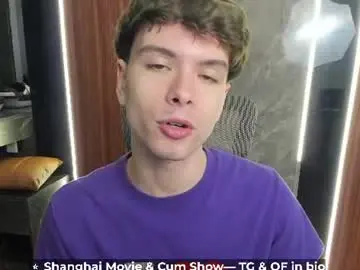 Chaturbate Nude Webcam of calvin_loves_you