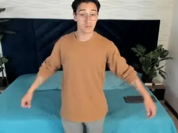 Chaturbate Sex Chat of andyjoy_