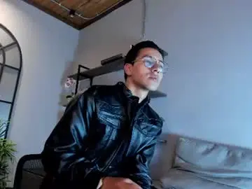 Chaturbate Private Sex Chat of andyjoy_