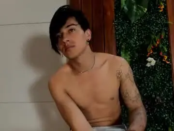 Chaturbate Adult Video Chat of andyjoy_