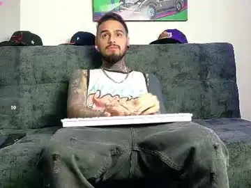 Chaturbate Adult Webcam of julian_tattoo