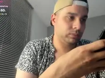 Chaturbate Free Live Porn of latin_boy_surprise