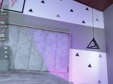 Chaturbate Live Sex Cam of yangshy