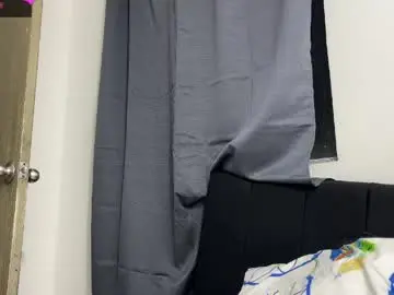 Chaturbate Live Sex Cam of bob_pettersonn