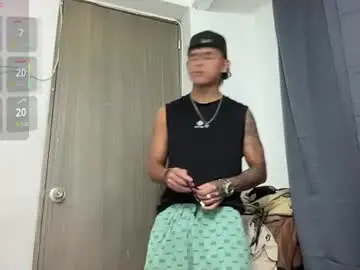 Chaturbate Watch Live Sex Cams of bob_pettersonn