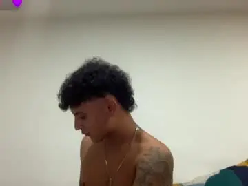 Chaturbate Watch Live Sex Cams of bob_pettersonn