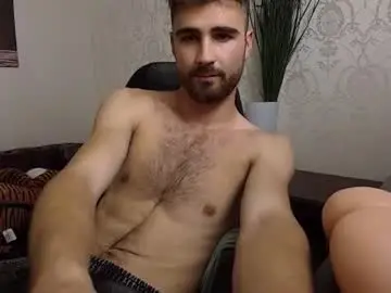 Chaturbate Live Sex Cam of kyloeast