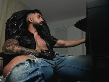 Chaturbate Free Porn Cam of liamaesthetic