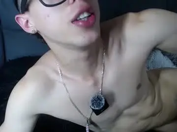 Chaturbate Live Porn of skinny_bigcock20