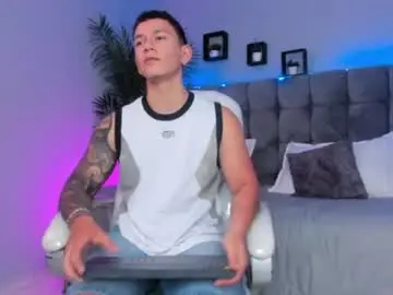 Chaturbate Adult Video Chat of thomas_moon_