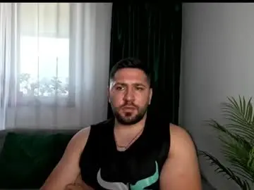 Chaturbate Live Sex Cam of gold_alpha_boy