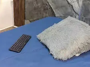 Chaturbate Best live sex cam show of mia_collins_7