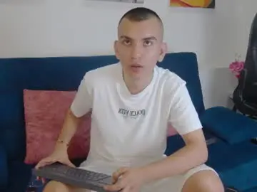 Chaturbate Sex Cam of rowancley