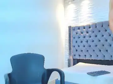 Chaturbate Free Live Porn of lenny_knox2