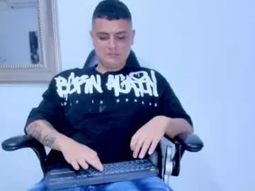 Chaturbate Live Sex of angelblue__