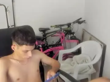 Chaturbate Free Live Porn of white_master444