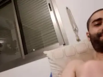 Chaturbate Watch Live Sex Cams of cuteguy52