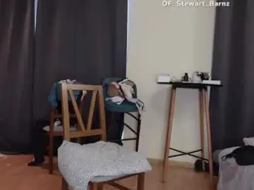 Chaturbate Live Sex Cam of stewart_benzo