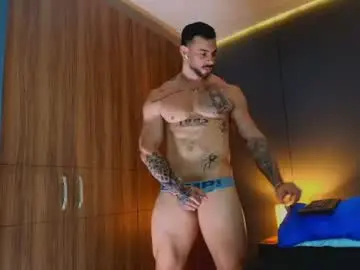 Chaturbate Live Sex Cam of massimo_visconti