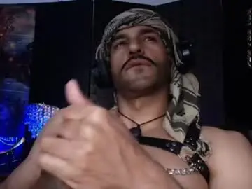Chaturbate Live Sex Cam of ralfvoss