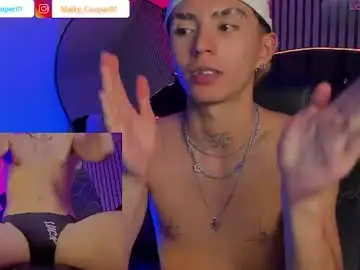 Chaturbate Best live sex cam show of maiky_cooper01