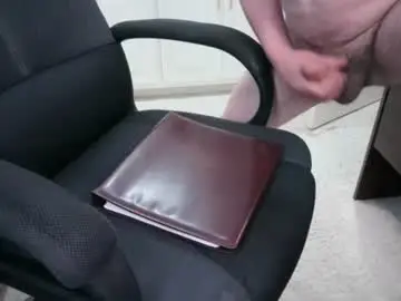 Chaturbate Watch Live Sex Cams of _cockharddaddydilf61