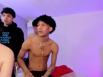 Chaturbate Nude Webcam of handsomeboys19