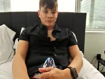 Chaturbate Best live sex cam show of michaeltwinkboy