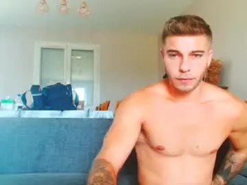 Chaturbate Best live sex cam show of elkafit28