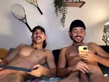 Chaturbate Live Sex Cam of aaron_wheel