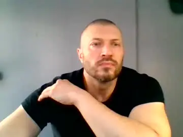 Chaturbate Live Porn of titan_heart