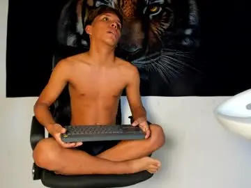 Chaturbate Sex Chat of tyler_navas