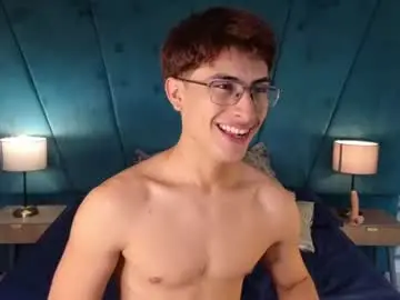 Chaturbate Best live sex cam show of aaron_eze