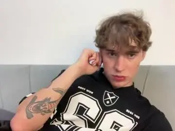 Chaturbate Free Porn Cam of kevin_martin8