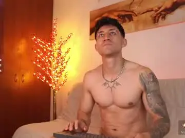 Chaturbate Sex Chat of latin_green_eyes_