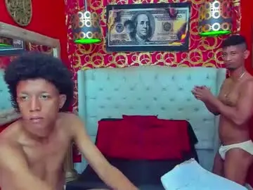 Chaturbate Live Porn of morenoblack23cm