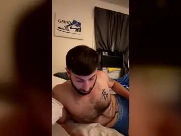 Chaturbate Adult Webcams of crazydill28