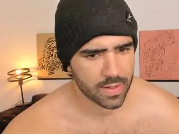 Chaturbate Live Sex Cam of bradleymartin7