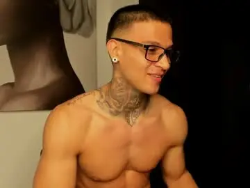 Chaturbate Sex Cam of ethan_devis7