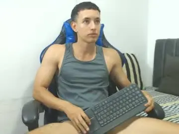 Chaturbate Adult Webcams of jake_shadow14