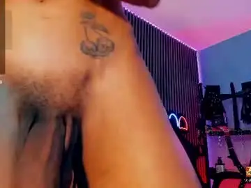 Chaturbate Live Sex Cam of maximoking26