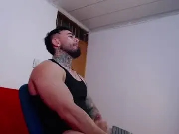 Chaturbate Live Porn of tommyblessd1