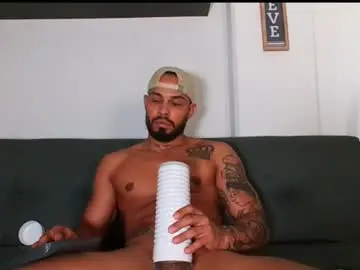 Chaturbate Free Porn Cam of donn_cruz